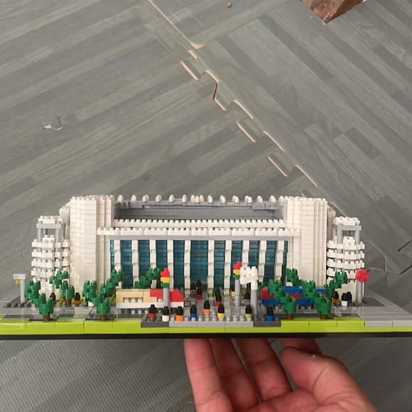 Nanoblock Microblocks - Real Madrid Stadium - Used - Picture 3 of 7